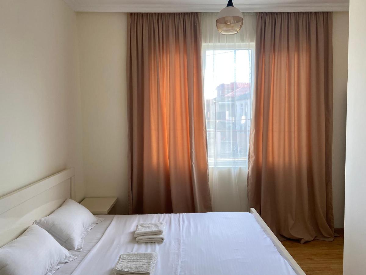 Hotel West House Kobuleti Exterior foto